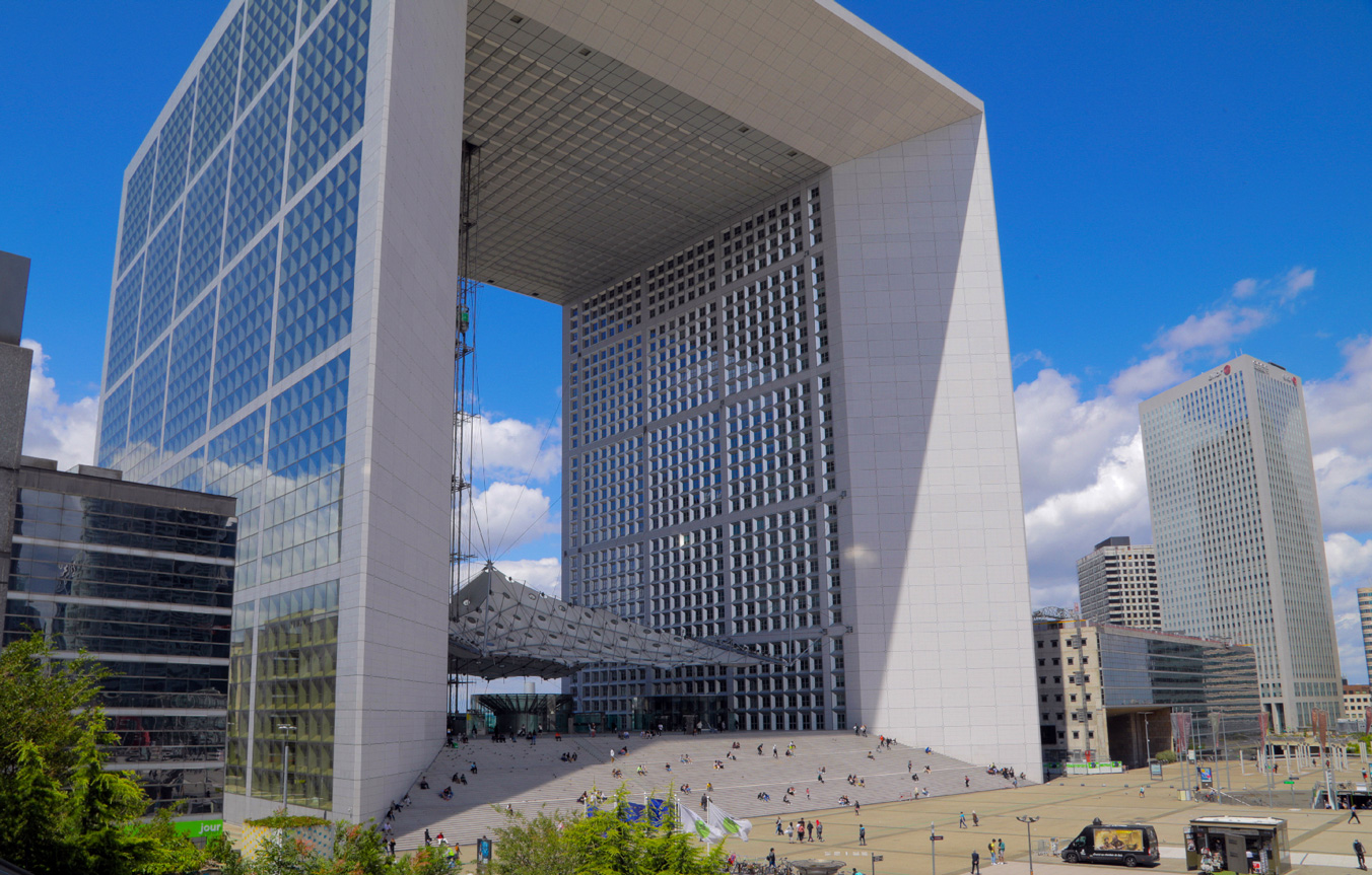 IÉSEG School of Management - Business School in France (Paris - Lille)